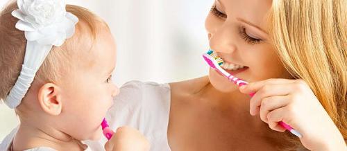 كيفية تعليم الاطفال تنظيف الاسنان