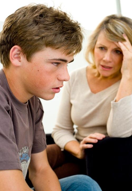 أساليب مفيدة للتعامل مع الابناء في سن المراهقة