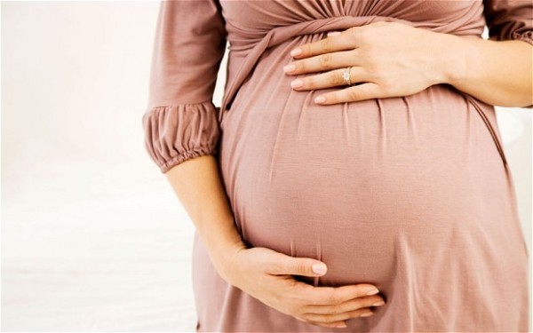 اهم اعراض الحمل في الشهر الاول الأكثر شيوعا