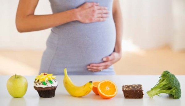 كيفية اتباع نظام غذائي صحي أثناء الحمل ؟