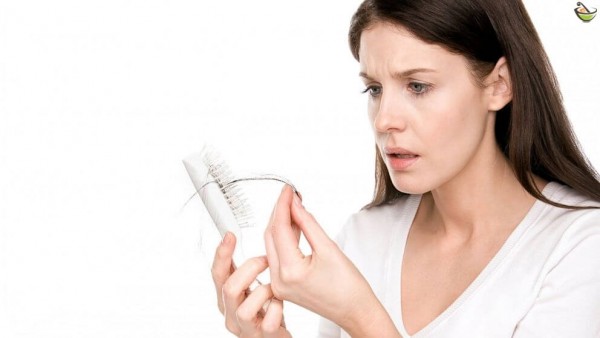 كيفية علاج تساقط الشعر للنساء ؟