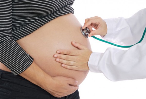 مراحل نمو الجنين بالصور من الحمل إلى الولادة