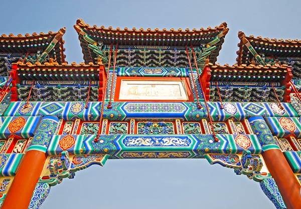 معبد لاما من اشهر الاماكن السياحية في بكين
