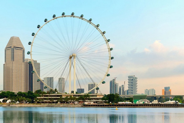 ما هى اشهر الاماكن السياحية فى سنغافورة ؟