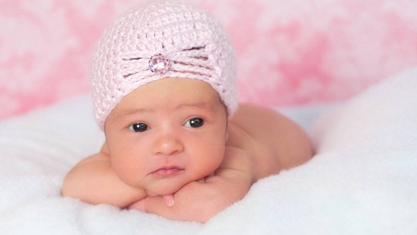 هل الرضاغة الطبيعية تسبب الغازات عند الرضع ؟