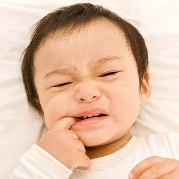 نصائح هامة تساعدك على رعاية اسنان الطفل